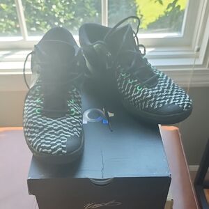 Nike Black and Green Athletic Shoes